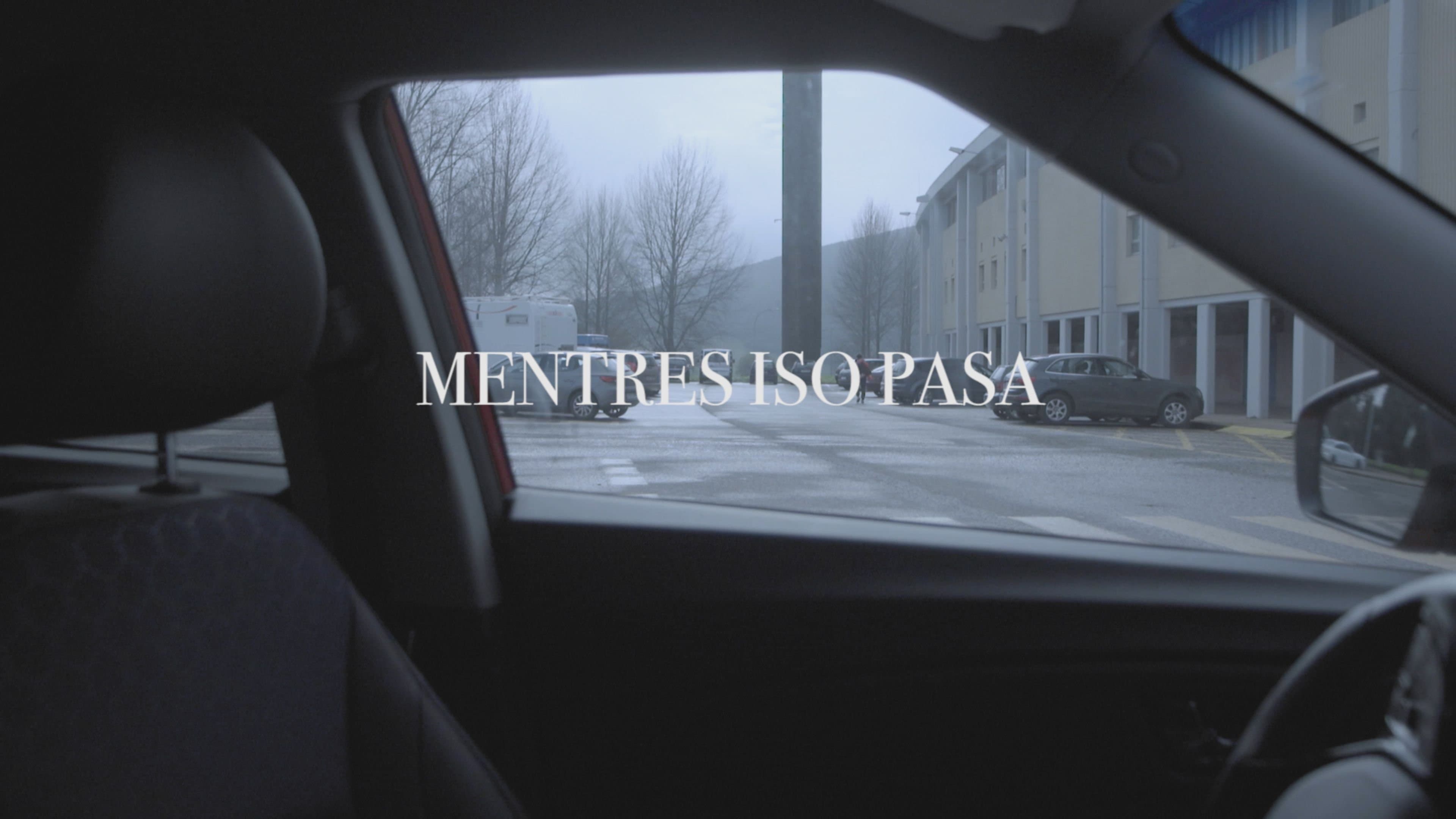 Backdrop for Mentres iso pasa (C)