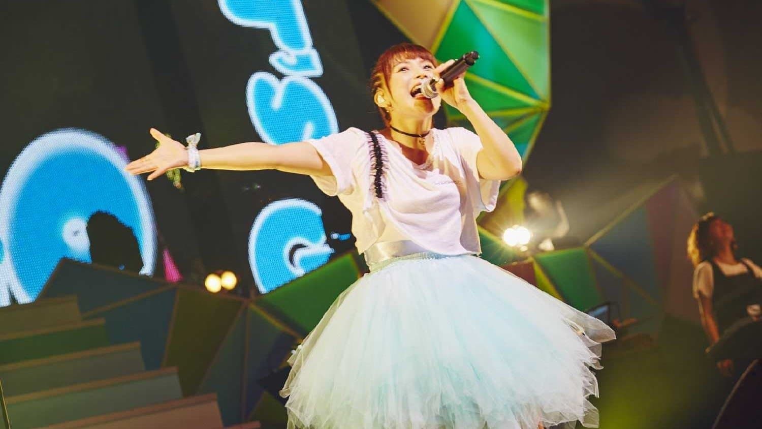 Backdrop for 新田恵海 LIVE 2016 EAST EMUSIC～つなぐメロディー～