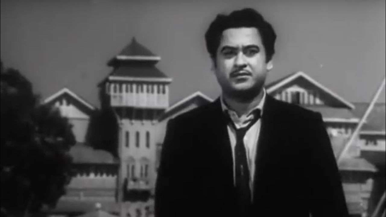 Backdrop for Mr. X in Bombay