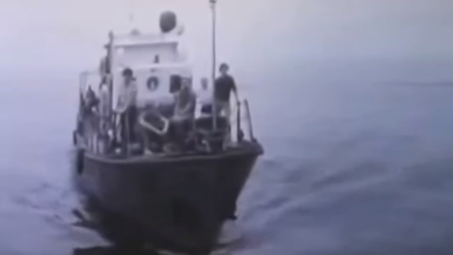 Backdrop for Mezozoy Əhvalatı