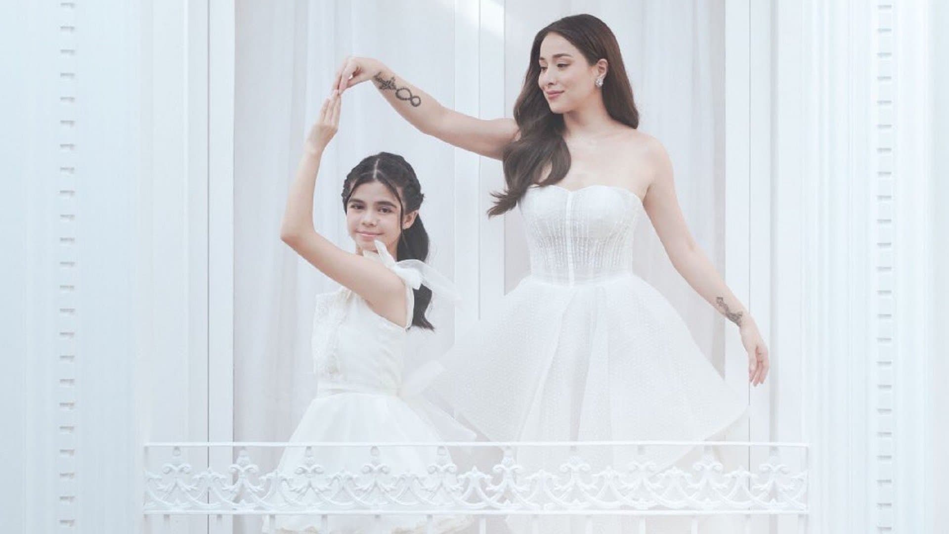 Backdrop for Wedding Dress