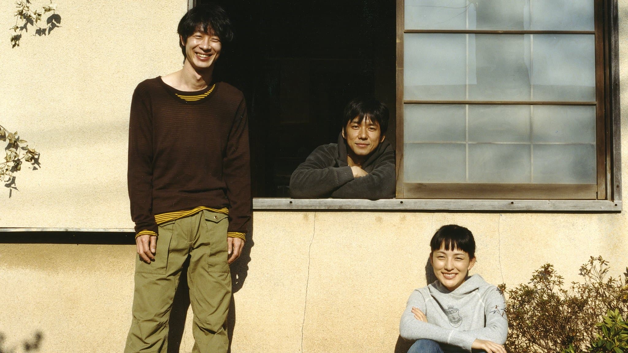 Backdrop for 東南角部屋二階の女