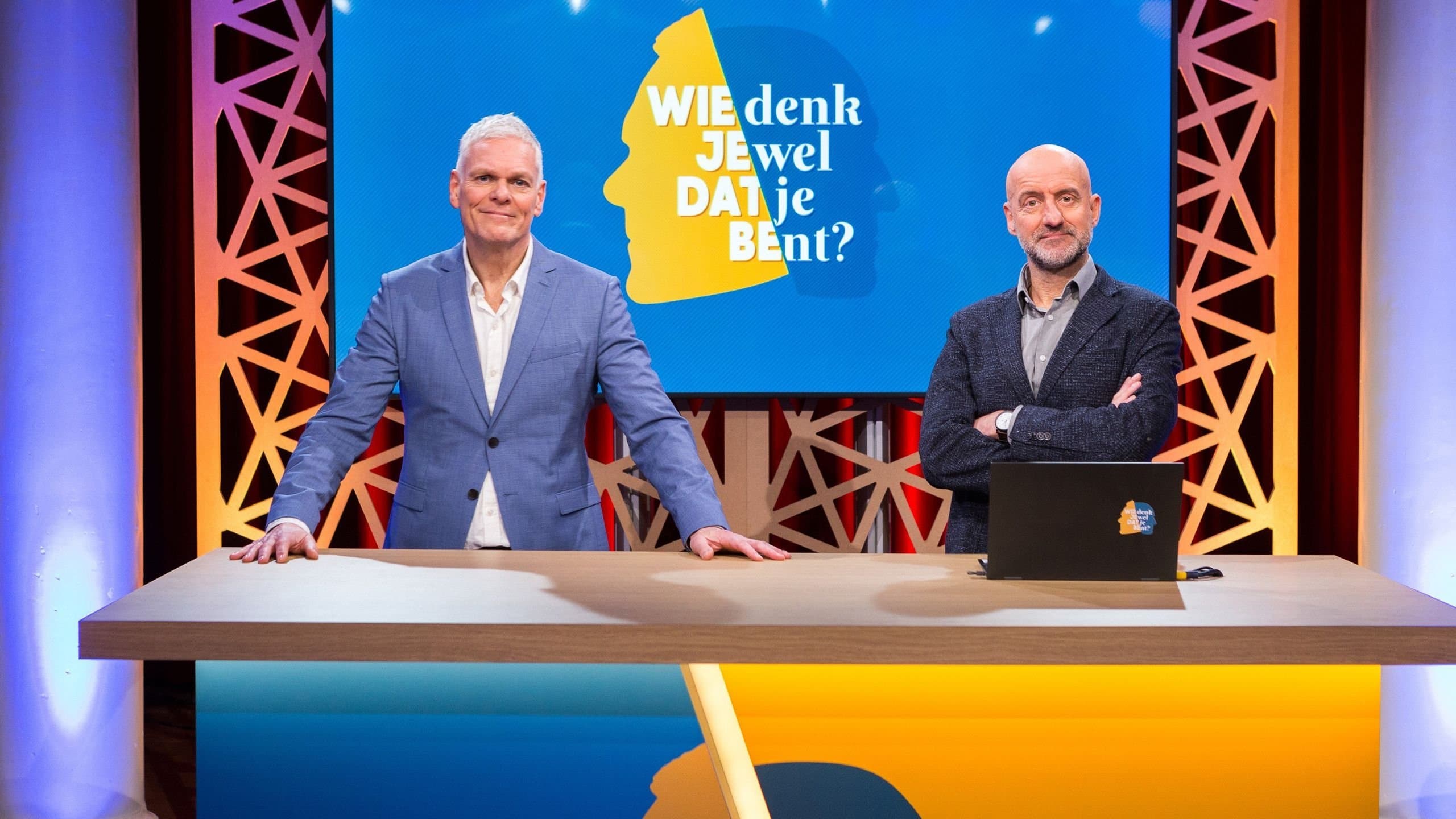 Backdrop for Wie denk je wel dat je bent?