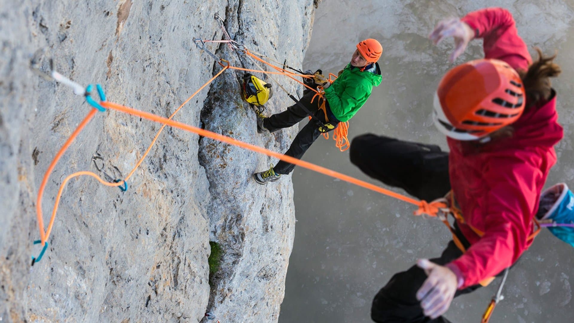 Achtergrond voor Orbayu