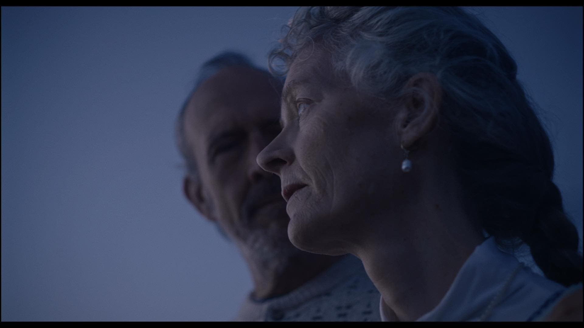 Achtergrond voor The Clearing