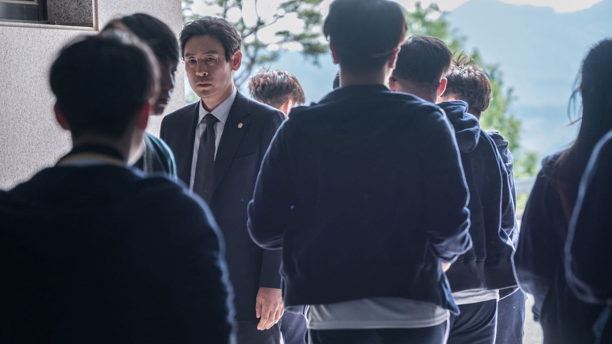 Backdrop for 니 부모 얼굴이 보고 싶다
