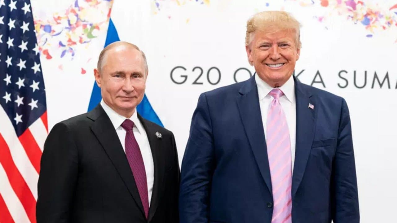 Backdrop for Erzfreunde - Trump und Putin