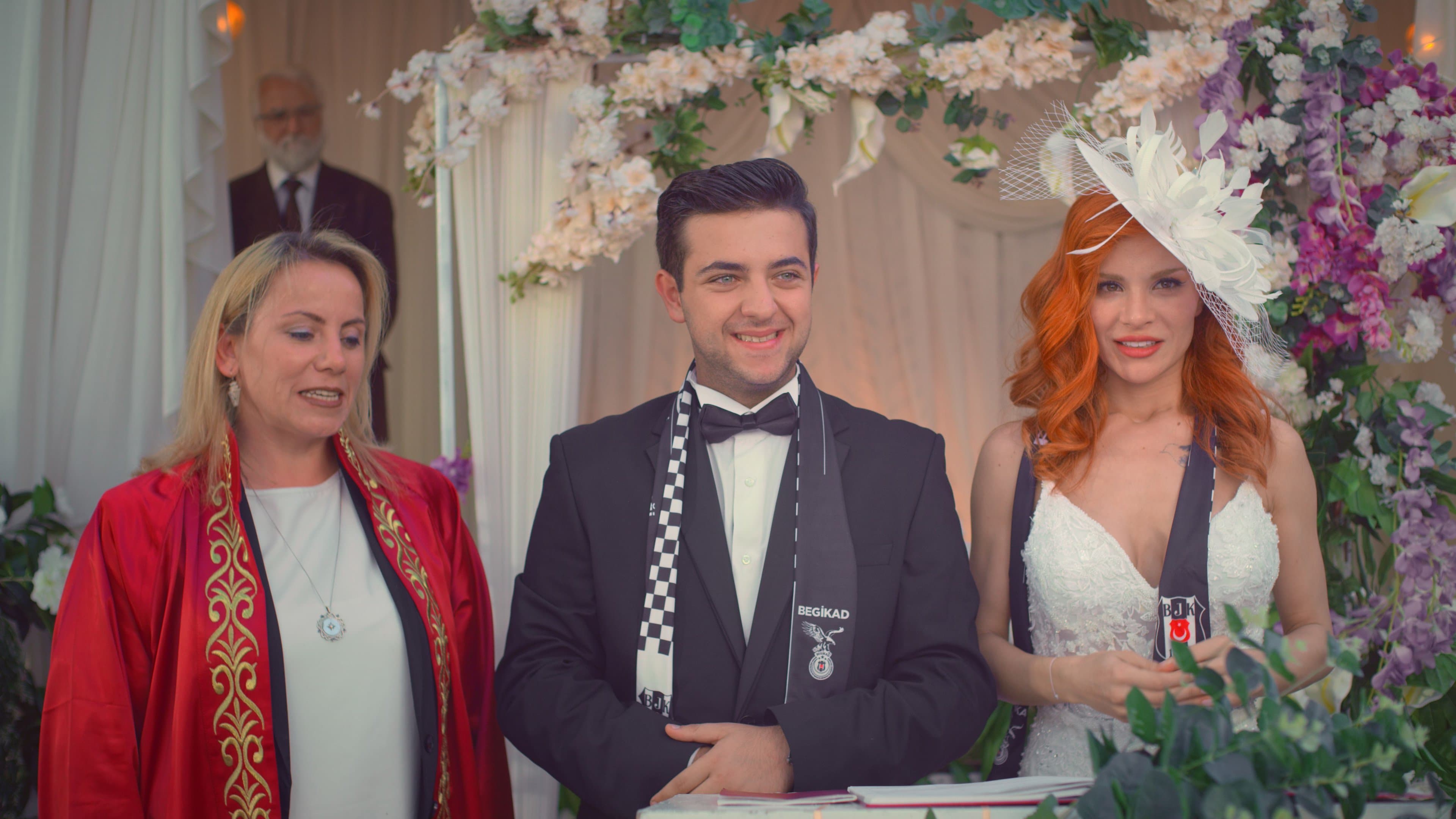 Backdrop for Aşkın Saati 19.03
