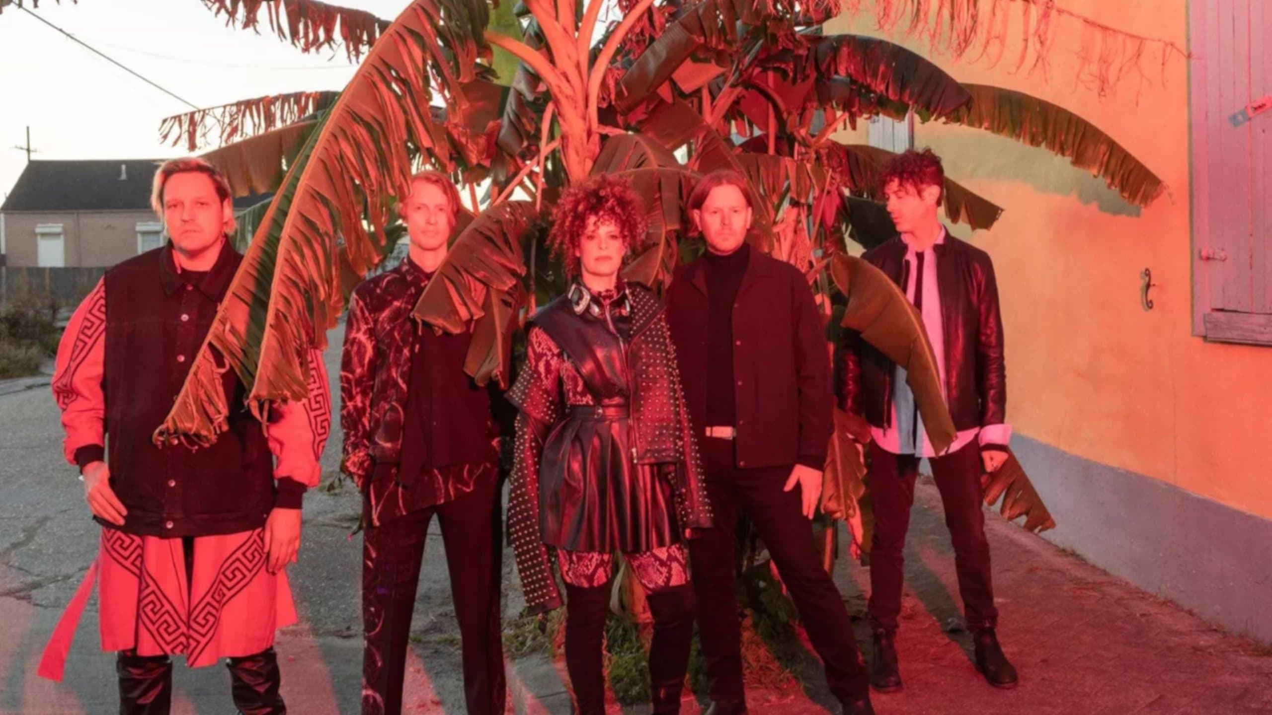 Achtergrond voor Arcade Fire - Bilbao BBK Live Festival 2024