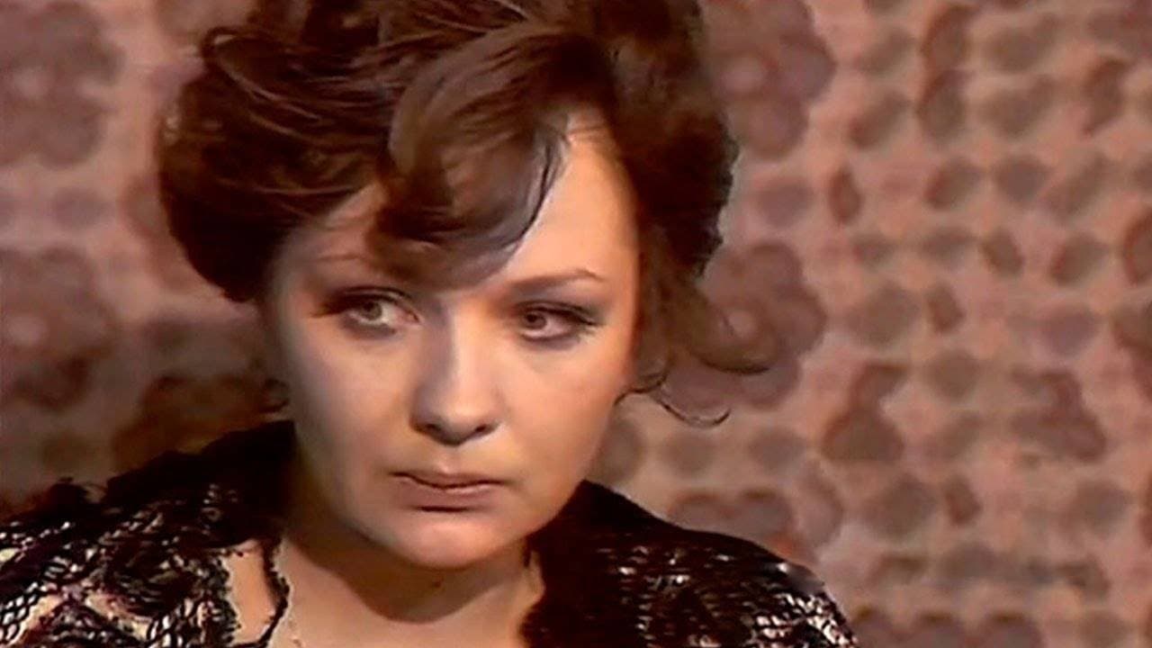Backdrop for Жена