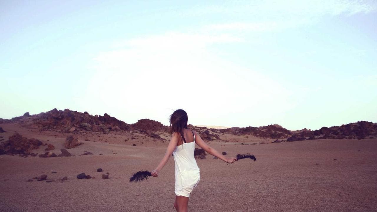 Backdrop for Amor sacro