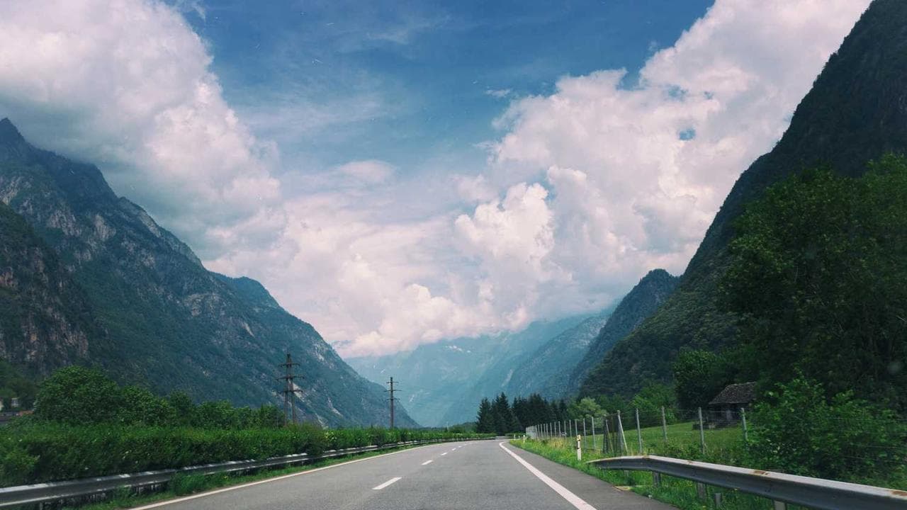 Backdrop for Предатель