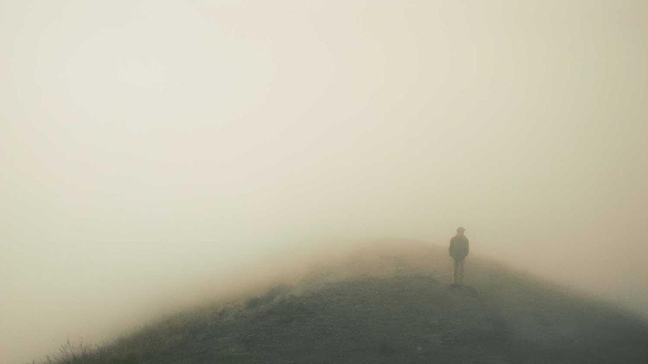 Backdrop for L'Écho Perdu