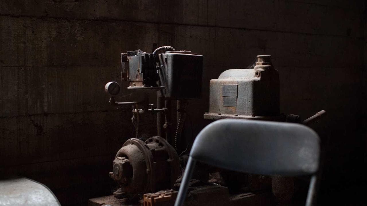 Backdrop for Fear on Film: Inside 'The Fog'