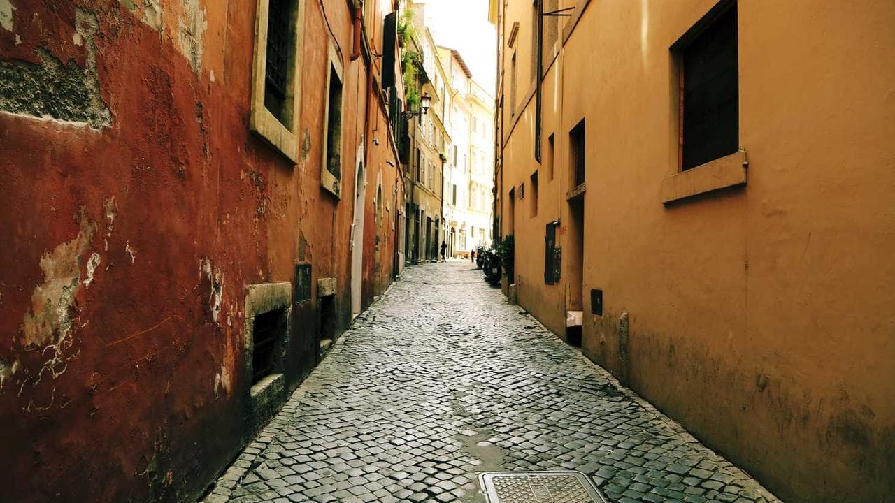 Backdrop for La Garçonne