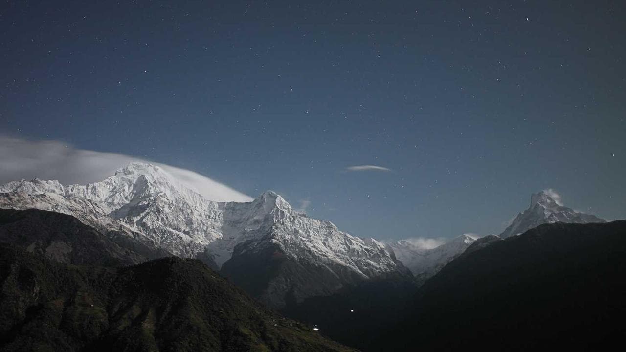 Backdrop for El gavilán de la sierra