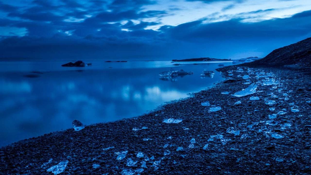 Backdrop for Вальс золотых тельцов