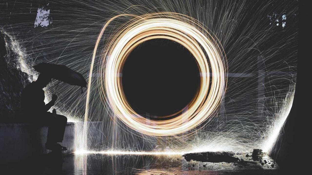 Backdrop for الرجل الشرس