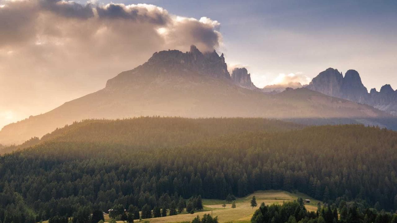 Backdrop for Punatukka