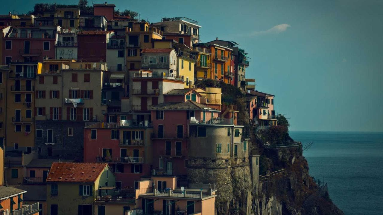 Backdrop for La porta sul buio