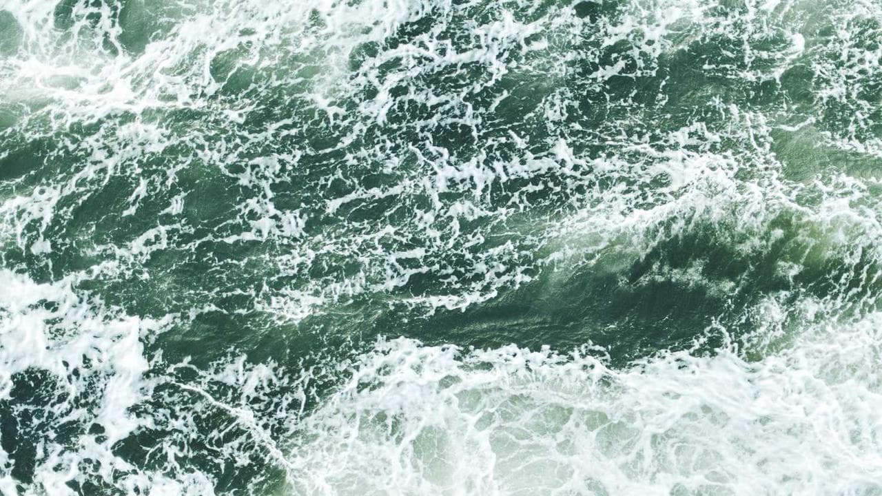 Backdrop for Pour l'amour d'Élena