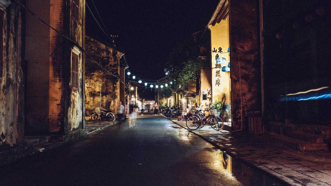 Backdrop for لندن نہیں جاؤں گا