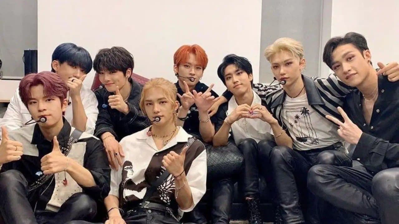Backdrop for Stray Kids - BEHIND: KINGDOM - LEGENDARY WAR