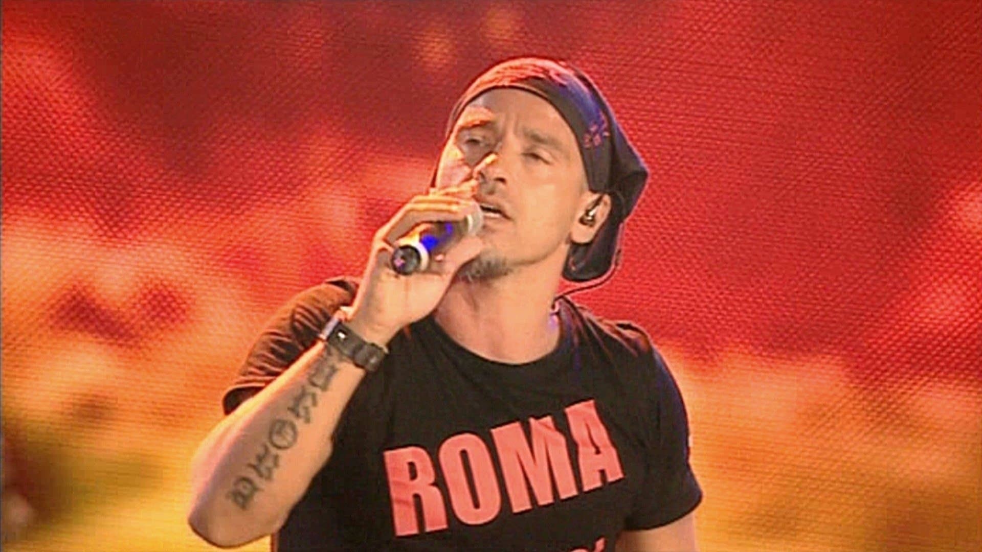 Backdrop for Eros Ramazzotti: Eros Roma Live
