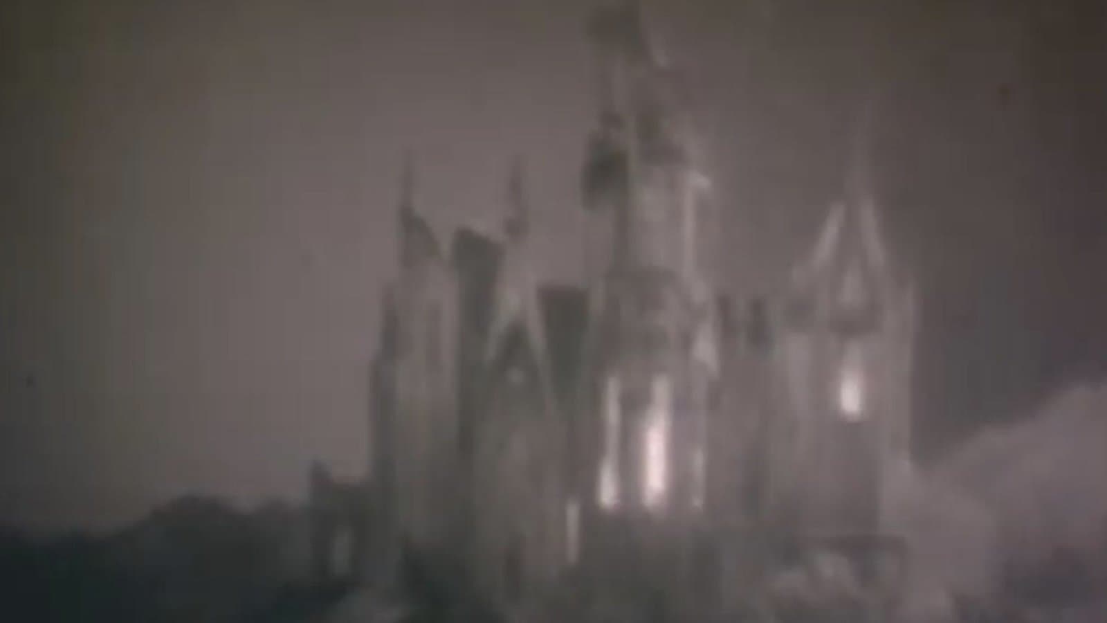 Backdrop for El monje loco